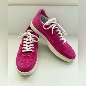 Lazo Hypernova Low Top Sneakers in Supernova‎ Pink Size 10